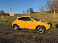 Used Nissan Juke Tekna 109 HP (80 kW) 2014 Yellow SUV
