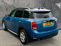 Używany Mini Cooper Countryman Classic 136 KM (100 kW) 2019 Niebieski SUV