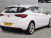 Gebraucht Vauxhall Astra SRi 145 PS (106 kW) 2020 Weiß Kleinwagen