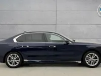 Usado BMW i7 Comfort Edition 394 kW (537 CV) 2024 Azul Berlina