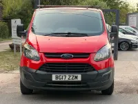 Used Ford Transit Custom 105 HP (77 kW) 2017 Red Van