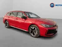 Used VW Passat R-line 272 HP (200 kW) 2025 Red Estate