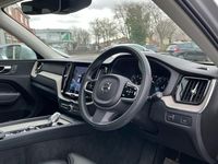 Used Volvo XC60 Inscription 250 HP (183 kW) 2021 Silver SUV