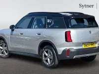 Używany Mini Countryman 215 KM (158 kW) 2024 Srebrny SUV