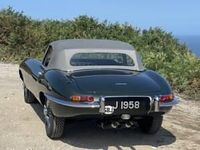 Usado Jaguar E-Type 269 HP (197 kW) 1962 Verde Cabrios