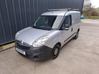 Used Vauxhall Combo 105 HP (77 kW) 2015 Silver MPV