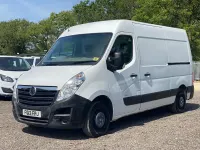 Used Vauxhall Movano 150 HP (110 kW) 2012 White MPV