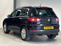 Second-hand VW Tiguan SE 2009 Negru SUV