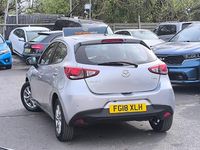 Begagnad Mazda 2 2018 Silver Halvkombi