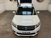 Used Dacia Logan MCV Lauréate 90 HP (66 kW) 2016 White Estate