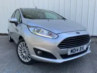 Używany Ford Fiesta Titanium 2014 Srebrny Hatchback