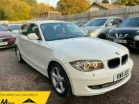 Used BMW 116 Sport Line 2011 White Hatchback