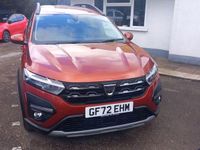 Second-hand Dacia Jogger Comfort 110 CP (80 kW) 2022 Maro Monovolum