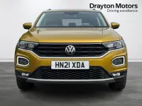 Used VW T-Roc SEL 150 HP (110 kW) 2021 Yellow SUV