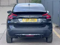 Begagnad Citroën C4 PureTech 155 HK (114 kW) 2021 Svart Halvkombi