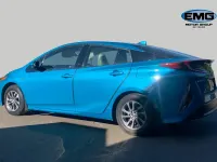 Usado Toyota Prius 122 CV (89 kW) 2022 Azul Utilitario