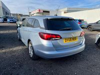 Begagnad Vauxhall Astra S 2018 Silver Kombi