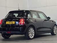 Used Mini Cooper Classic 136 HP (100 kW) 2019 Black Hatchback