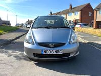 Used Honda Jazz SE 83 HP (61 kW) 2006 Silver Hatchback