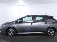 Usado Nissan Leaf Acenta 110 kW (150 HP) 2020 Cinzento Citadino
