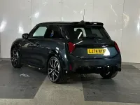 Usado Mini John Cooper Works Hatch 228 CV (167 kW) 2024 Gris Utilitario