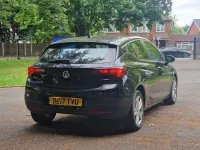 Used Vauxhall Astra 100 HP (73 kW) 2017 Black Hatchback