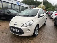 Used Ford Ka Titanium 69 HP (50 kW) 2013 White Hatchback