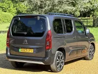 Używany Citroën e-Berlingo XTR 100 kW (136 KM) 2023 Szary Minivan