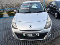 Used Renault Clio II Dynamique 2010 Silver Hatchback