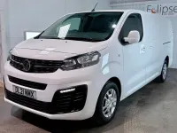 Second-hand Vauxhall Vivaro Sportive 100 CP (73 kW) 2021 Alb Monovolum
