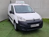 Used Citroën Berlingo 75 HP (55 kW) 2016 White MPV