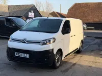 Używany Citroën Dispatch 2022 Biały Minivan