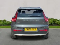 New Volvo XC40 Core 2026 Green SUV