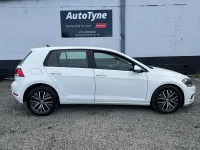 Used VW Golf VII SE 125 HP (91 kW) 2018 White Hatchback