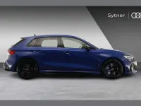 Novo Audi RS3 Comfort 400 HP (294 kW) 2026 Azul Sedan