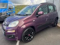 Usado Fiat Panda Lounge 69 HP (50 kW) 2013 Roxo Citadino