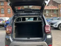 Usado Dacia Duster Journey 130 CV (95 kW) 2023 Gris SUV