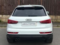 Begagnad Audi Q3 Black Edition 184 HK (135 kW) 2017 Vit SUV