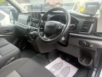 Second-hand Ford Transit 105 CP (77 kW) 2023 Alb Van