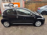 Used Toyota Aygo 68 HP (50 kW) 2013 Black Hatchback