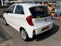 Used Kia Picanto Air 66 HP (48 kW) 2016 White Hatchback