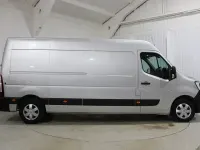 Used Renault Master 135 HP (99 kW) 2023 Grey MPV
