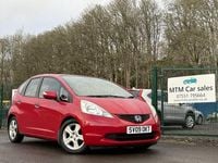 Used Honda Jazz ES 2009 Red Hatchback