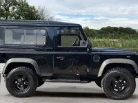 Used Land Rover Defender 124 HP (91 kW) 2011 Black Hatchback