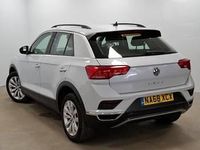 Used VW T-Roc SE 115 HP (84 kW) 2018 Silver SUV
