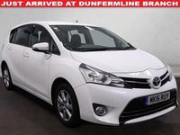 Usado Toyota Verso 132 HP (97 kW) 2016 Branco Monovolume