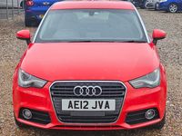Begagnad Audi A1 2012 Röd Halvkombi