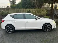 Used Seat Leon SE 110 HP (80 kW) 2015 White Hatchback