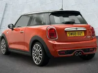 Used Mini Cooper S Exclusive 189 HP (139 kW) 2019 Orange Hatchback