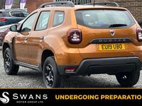 Used Dacia Duster Essentiel 115 HP (84 kW) 2019 Orange SUV